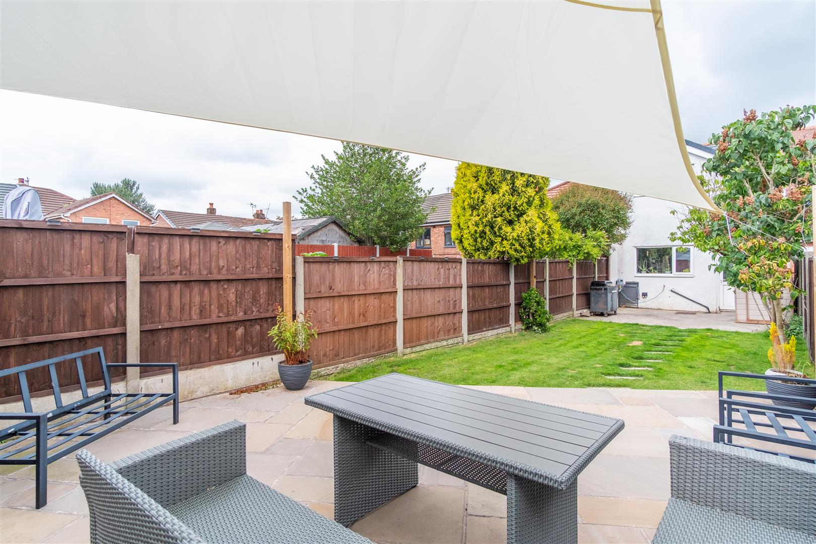 Young Avenue, Leyland